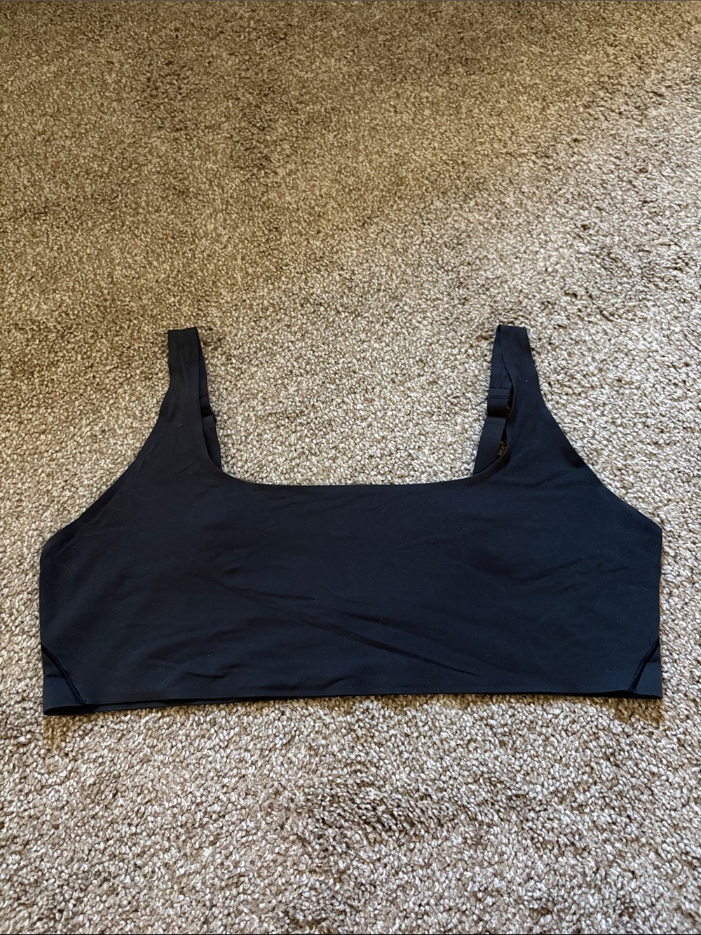 Lululemon Wundermost Ultra Soft Nulu Scoop Neck Bralette Large